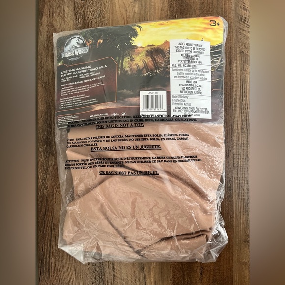 Universal Studios Jurassic World Kids Hanging 3D Character Laundry Hamper - Picture 11 of 12